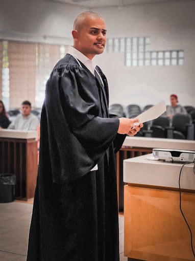 Gabriel Valério, advogado OAB/PR 111.516, responsável técnico pela Consultar Leilão
